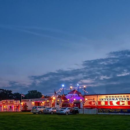 Vintage, Circus Holiday Home Mablethorpe Eksteriør billede