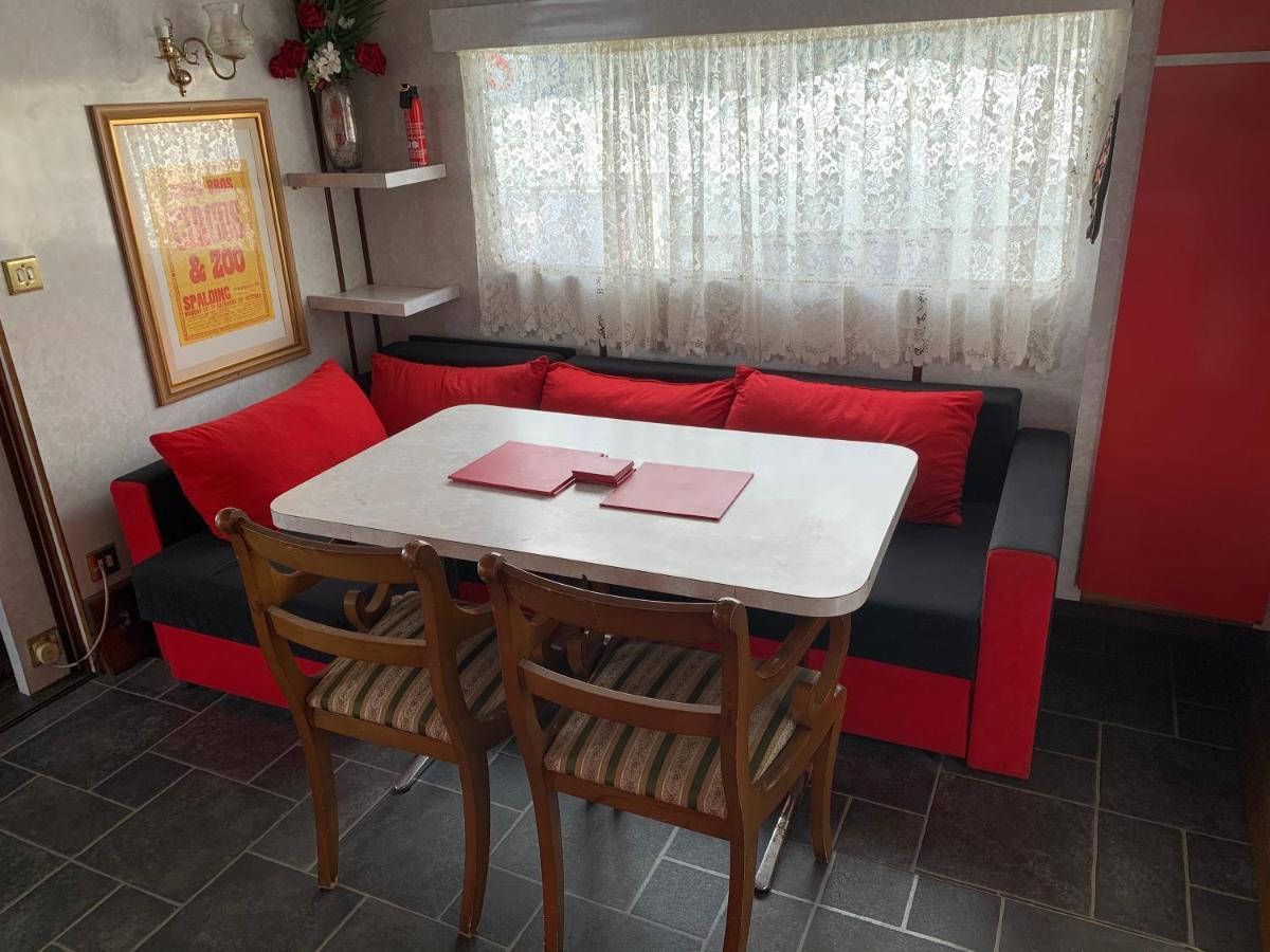 Vintage, Circus Holiday Home Mablethorpe Eksteriør billede